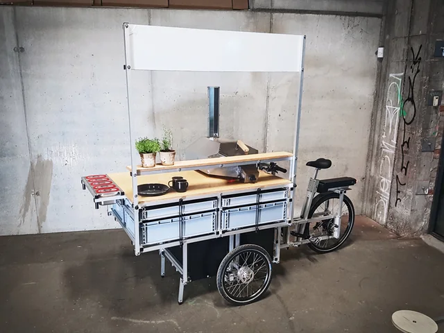 XYZ CARGO TRIKE - Food Module with optional 'seating system'